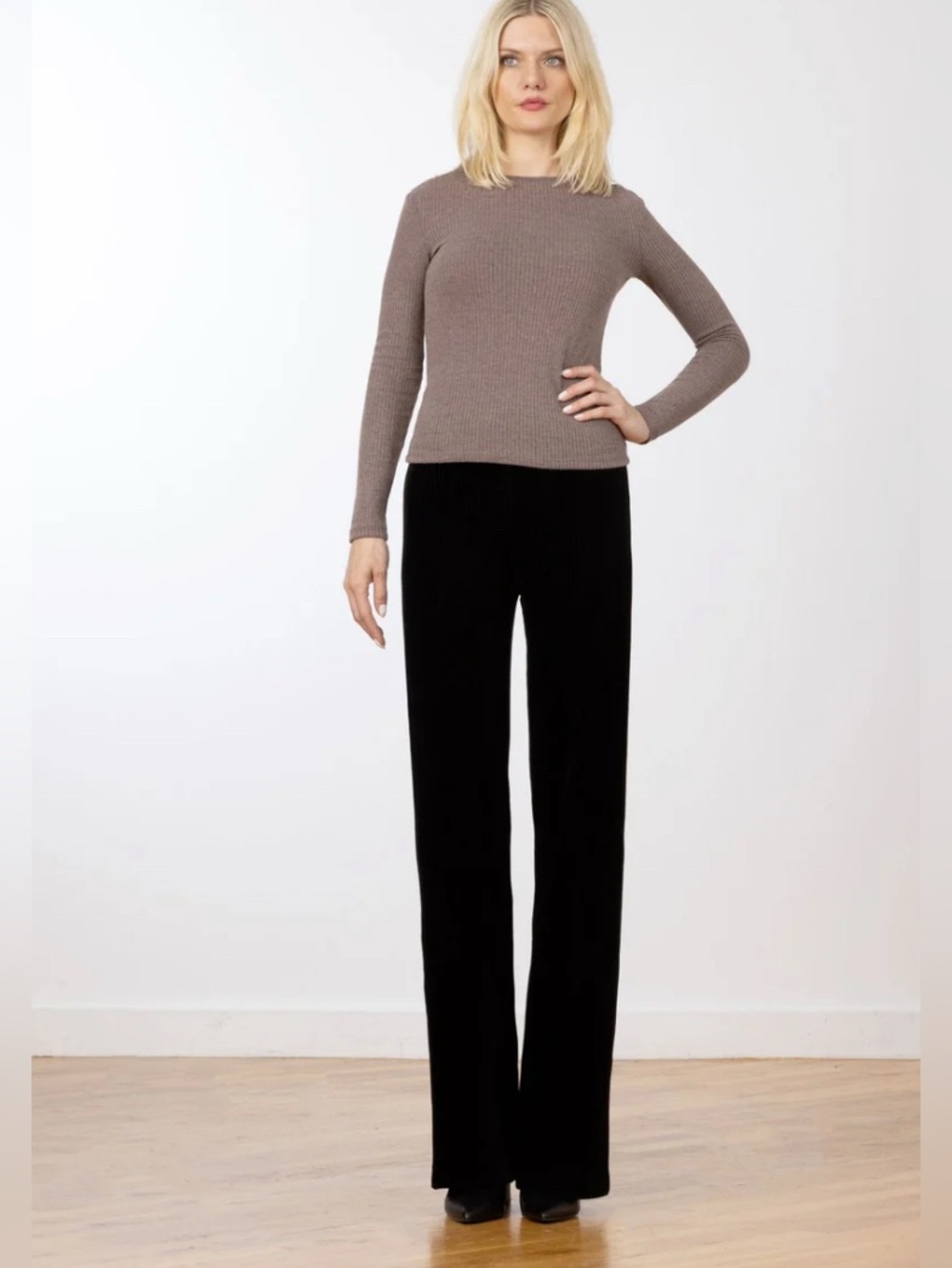 Avenue Montaigne Flavia Black Wide Wale Corduroy Wide Leg Pull On Pants Size 6